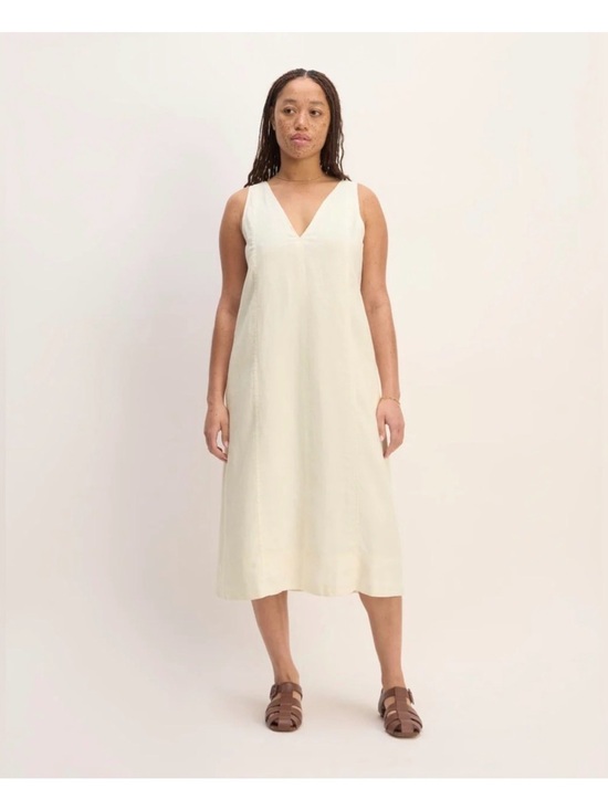 Everlane Dresses & Skirts - Everlane V-Neck Sleeveless Midi Dress in Cream